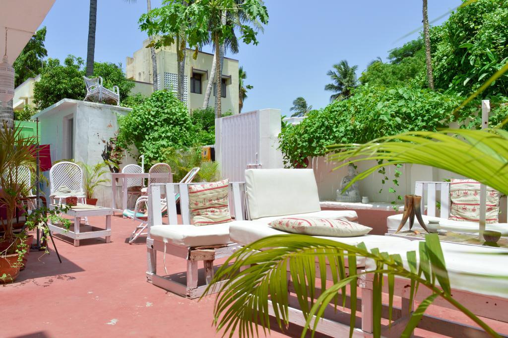 La Maison Blanche Hotel Pondicherry Exterior photo